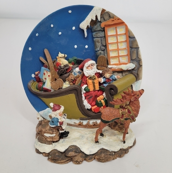 Vintage “A Christmas Remembered” Hand Painted DecorativePlate and stand 1997 - Picture 1 of 16